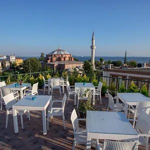 https://sofia-corner.istanbul-turkeyhotels.com