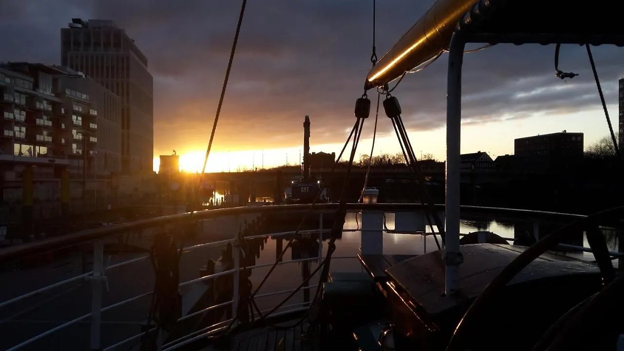 Hotel Alexander Von Humboldt - Das Schiff Brema 0*,  Alemania