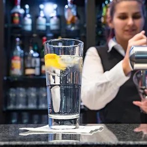 Select City Hotel