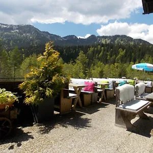 https://berghotel-sutten.com-bavaria.com