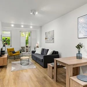  Apartment City-apartment Direkt In Den Parkanlagen