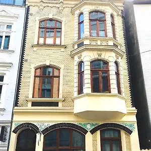 Hotel Jugendstilhaus Riverside City Fuer Urlaub Und Business, Bremen