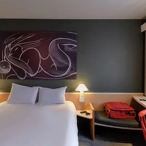 ibis-munchen-parkstadt-schwabing.getmunichhotels.com/