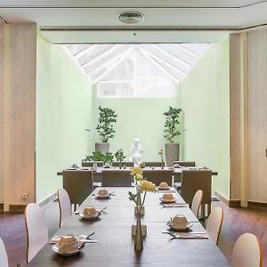 https://novum-hotel-new-madison-dusseldorf-hauptbahnhof.dusseldorf-hotel.net