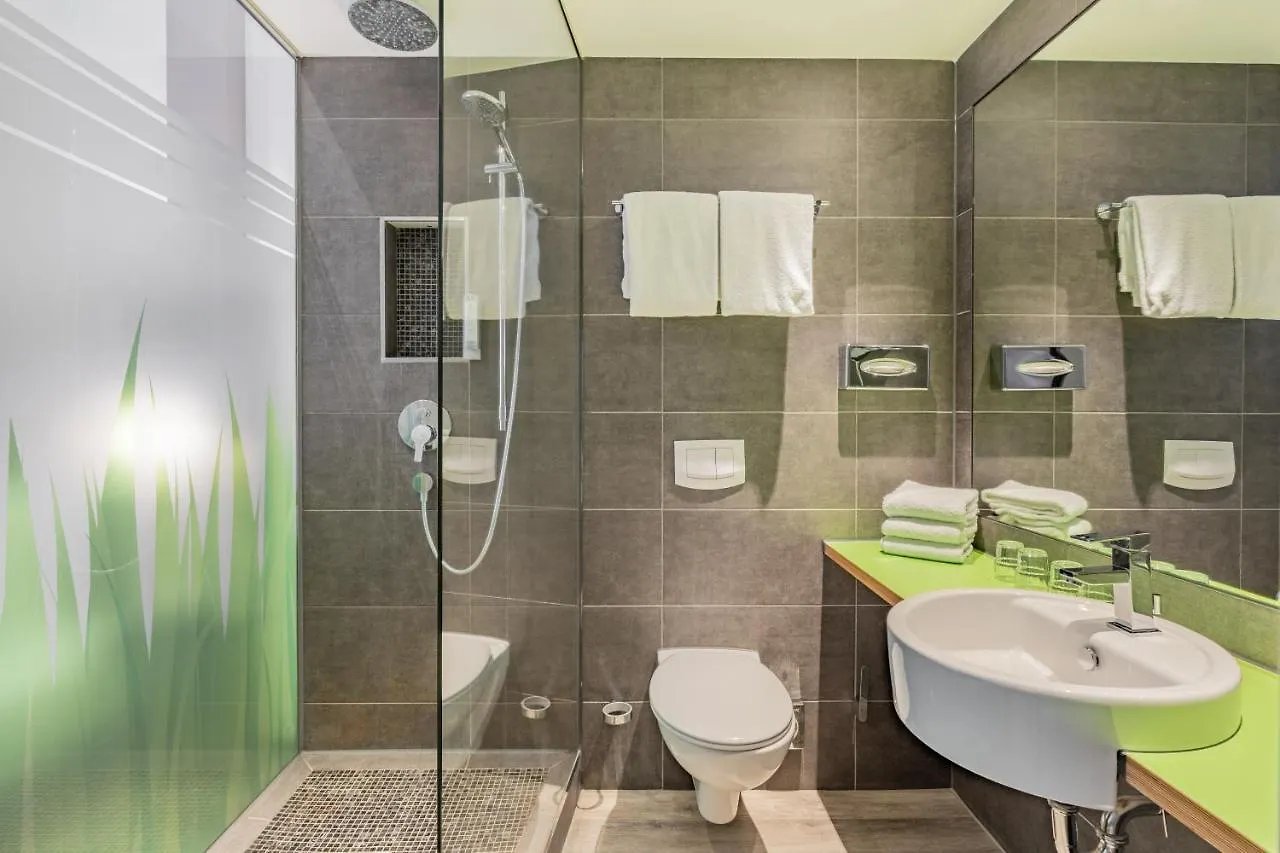 Select Hotel City Bremen 4*,