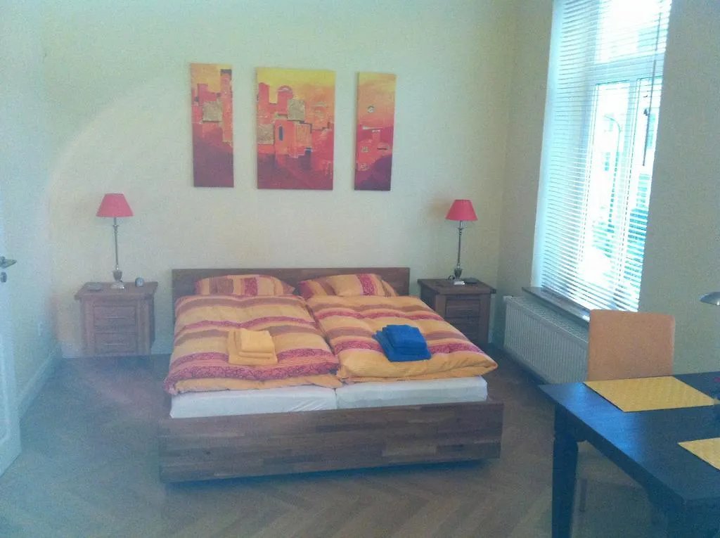 Apartment Ferienwohnung Business Gästehaus Sonne, Mond&Sterne Bremen