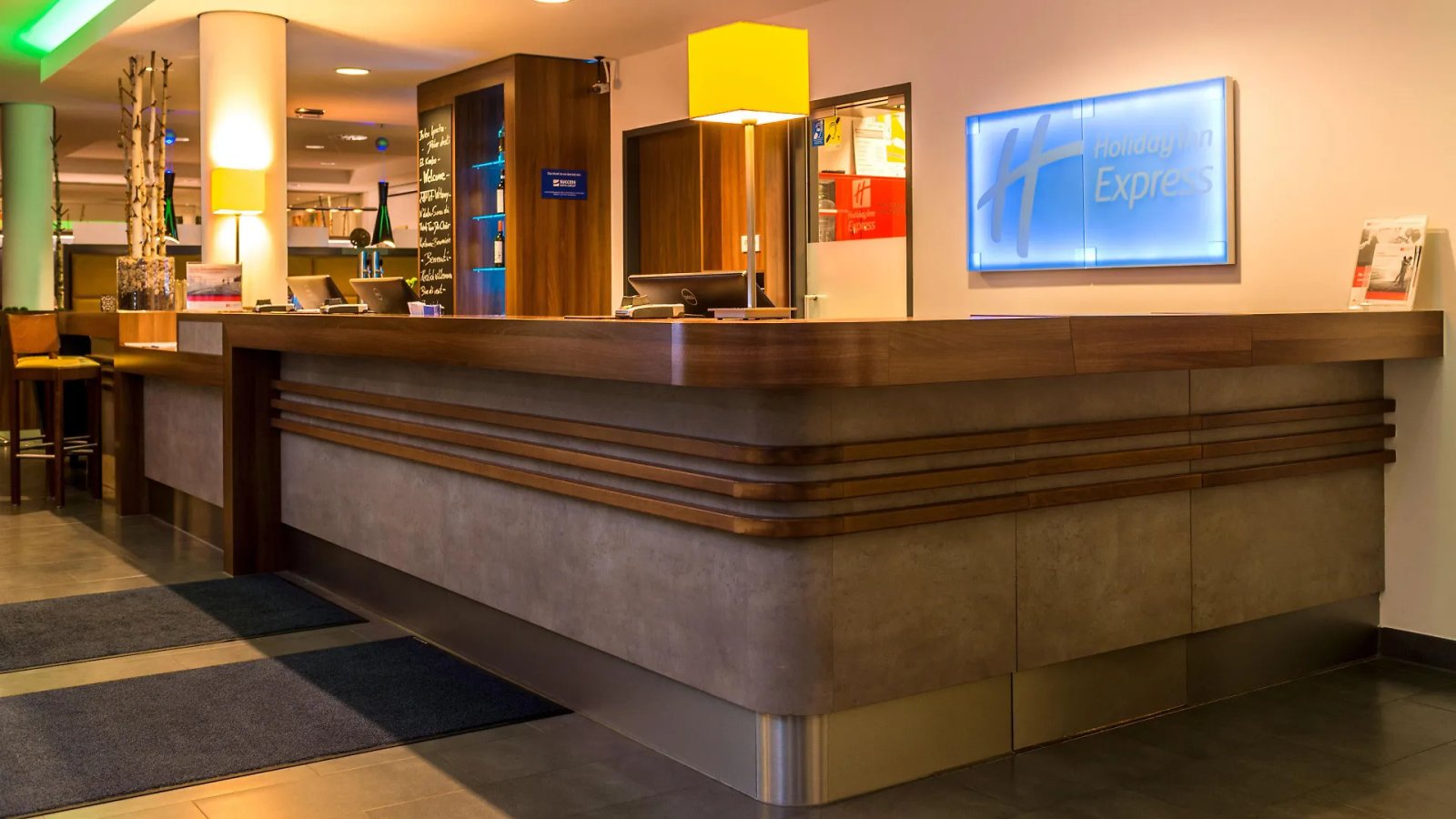 Otel Holiday Inn Express Bremen Airport By Ihg