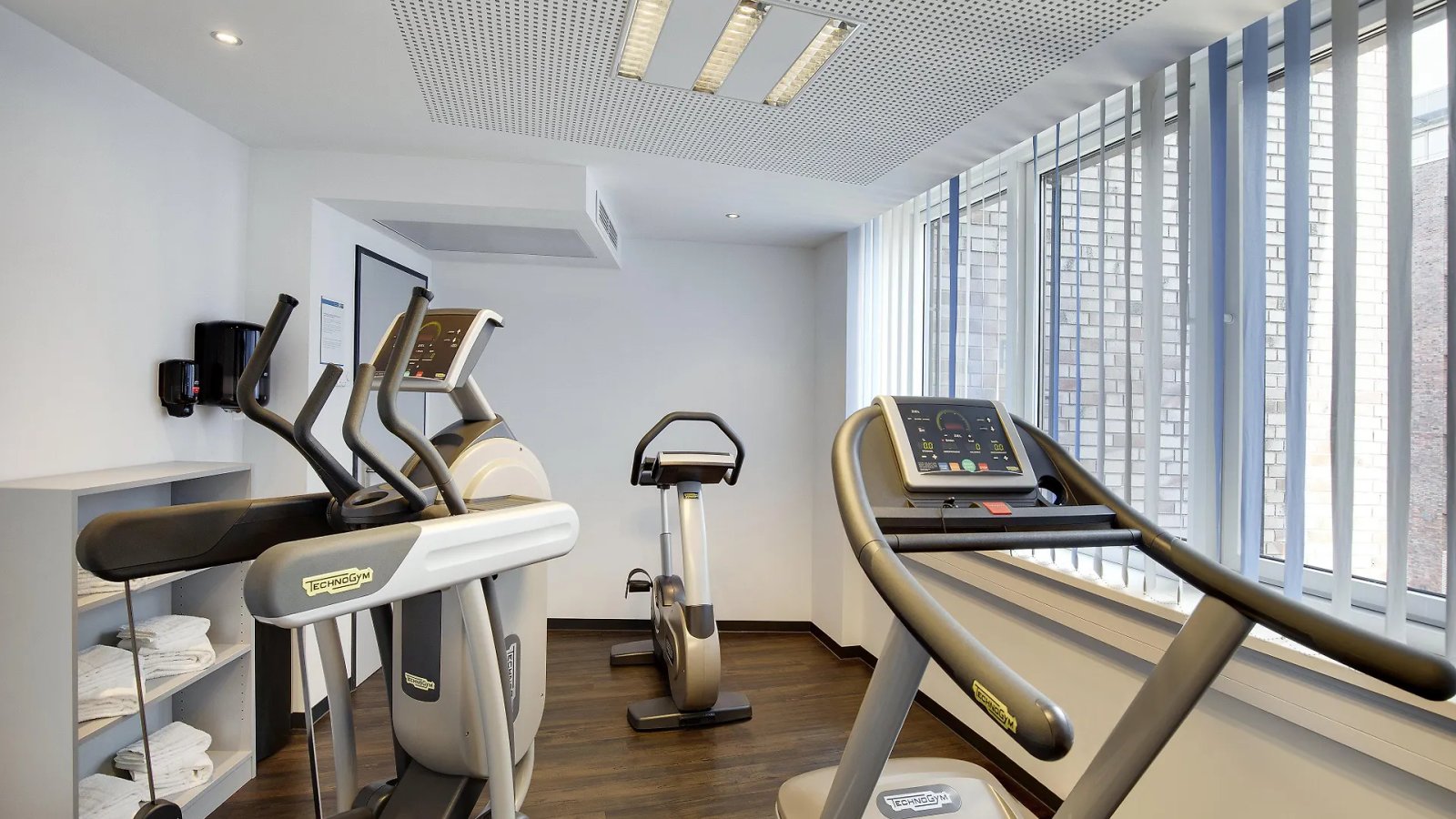 Otel Holiday Inn Express Bremen Airport By Ihg