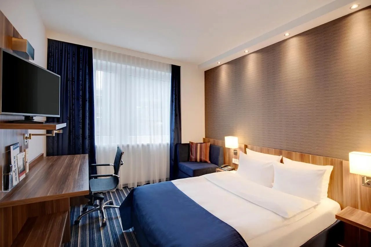 Otel Holiday Inn Express Bremen Airport By Ihg