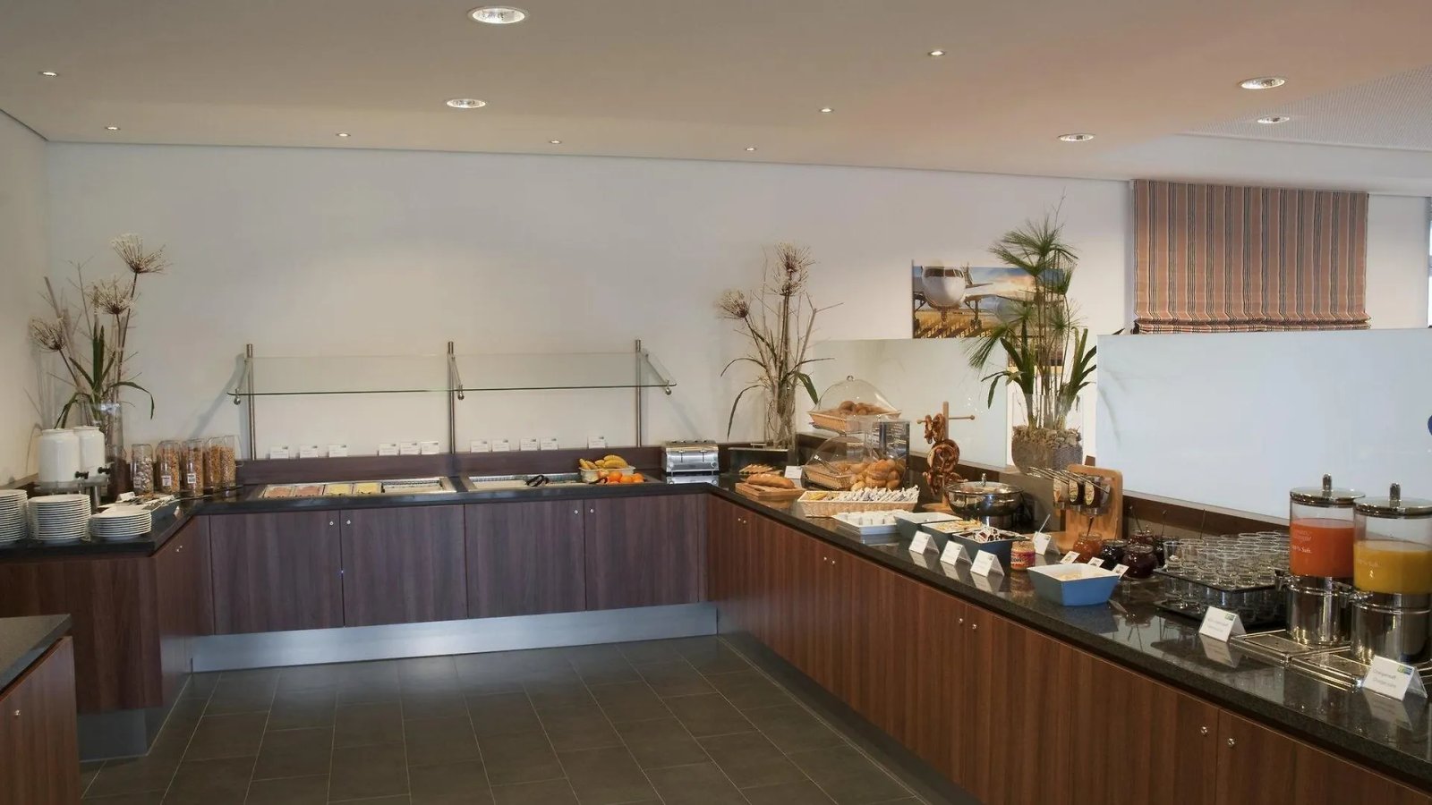 Holiday Inn Express Bremen Airport By Ihg Otel