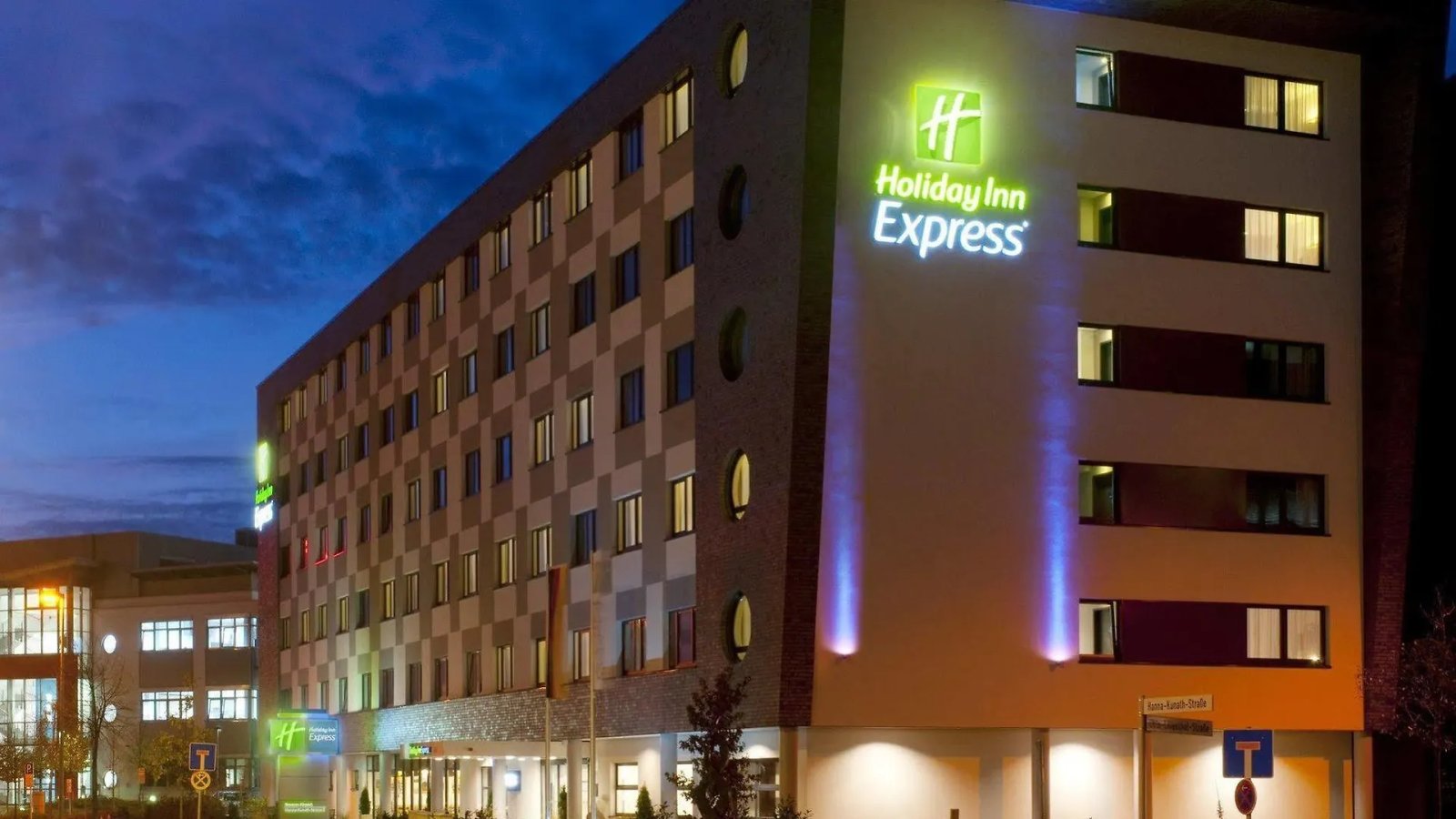 Holiday Inn Express Bremen Airport By Ihg