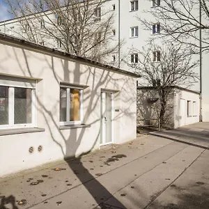 three-bedroom-plus-big-kitchen-plus-selfcheckin-plus.find-berlin-hotels.com/