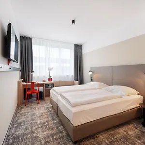 **** Hotel Wyndham Garden Messe Germany