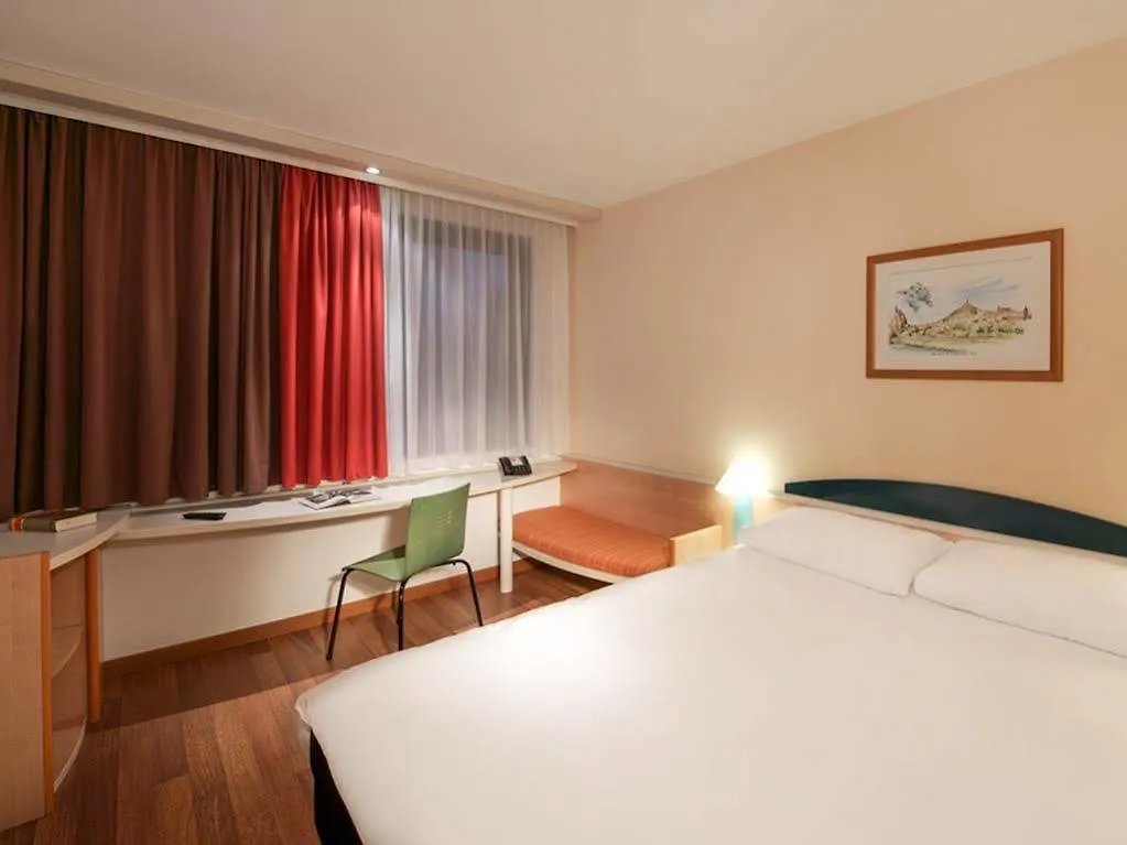 Otel Ibis Bremen City