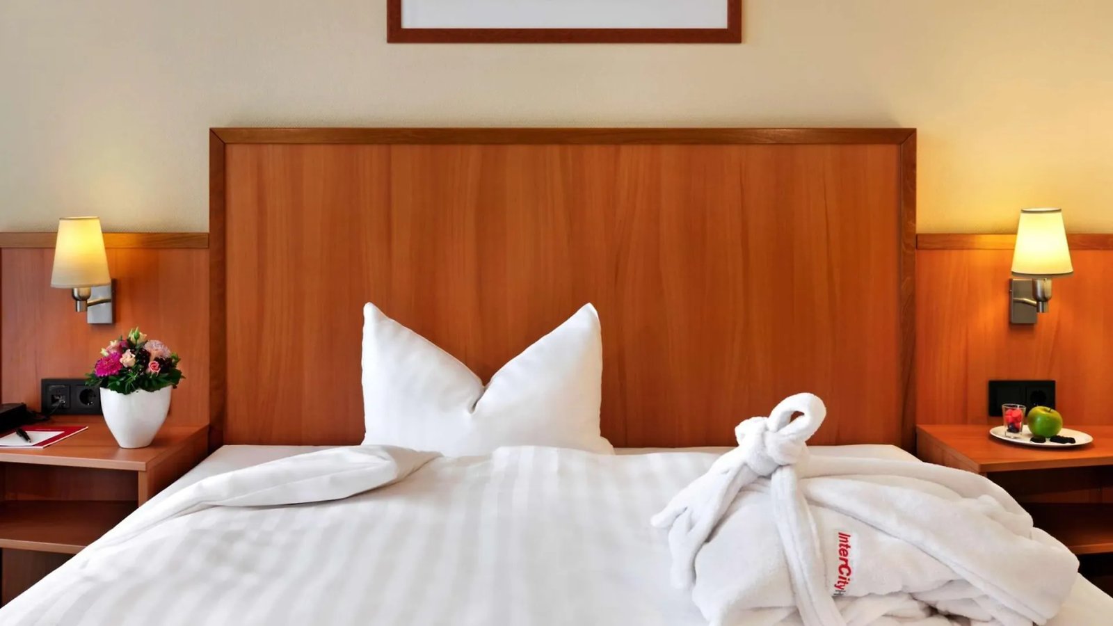Intercityhotel Bremen 4*,