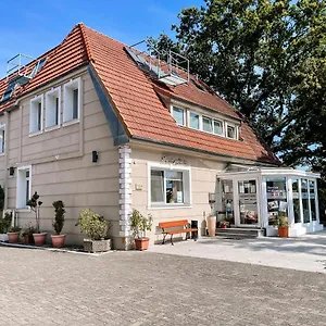 Falk Hotel