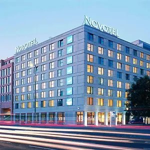 novotel-berlin-mitte.find-berlin-hotels.com/