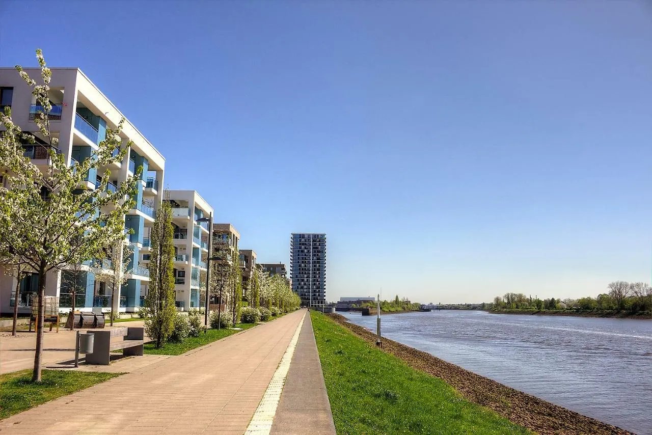 Ferienwohnung Plenus Riverloft Bremen Apartment