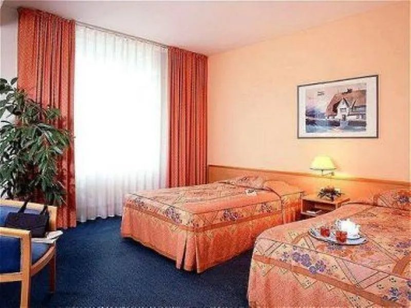 Hotel PLAZA Premium Columbus Bremen 4*,