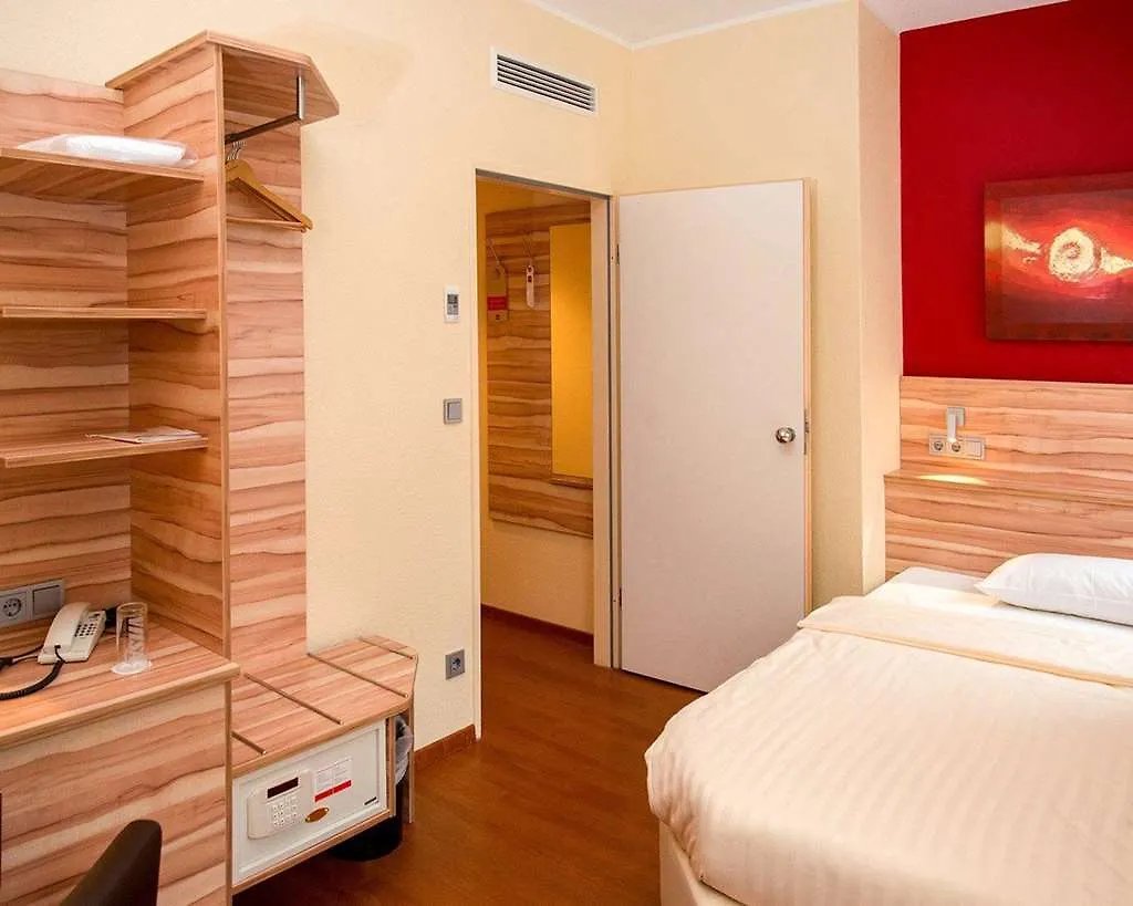 Plaza Premium Columbus Bremen Hotel 4*,