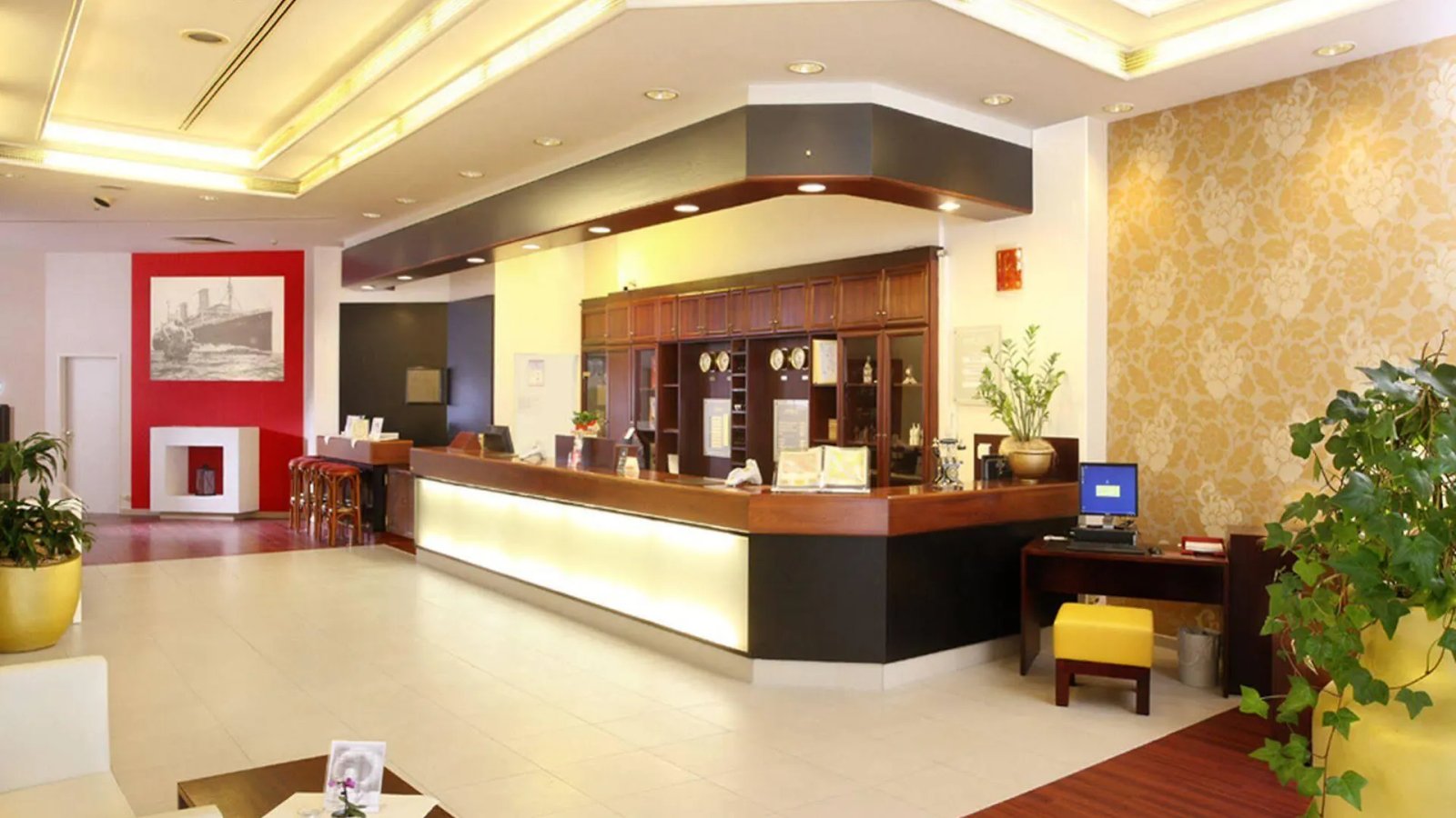 Plaza Premium Columbus Bremen Hotel Germany