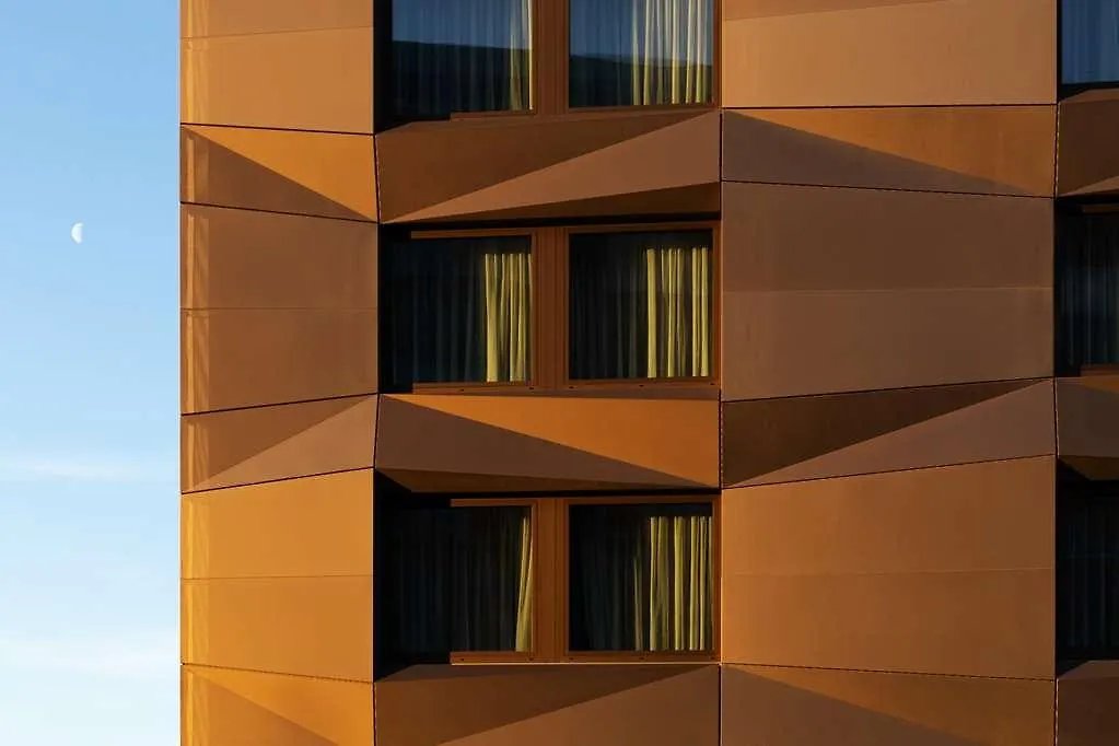 Holiday Inn - The Niu, Crusoe Bremen Airport, An Ihg Hotel 3*,