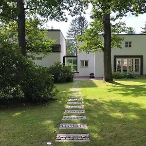 https://w14-nhe-ils-und-euro-fh-hamburg.hamburg-hotels-de.com